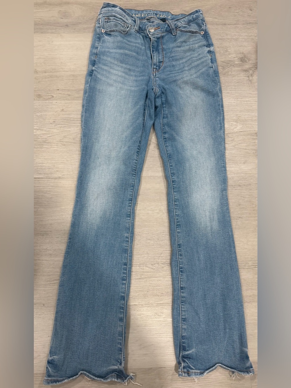 American Eagle Hi-Rise Skinny Kick Jeans
